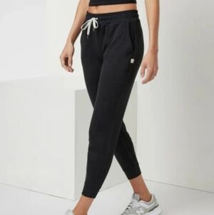 Vuori Performance Joggers